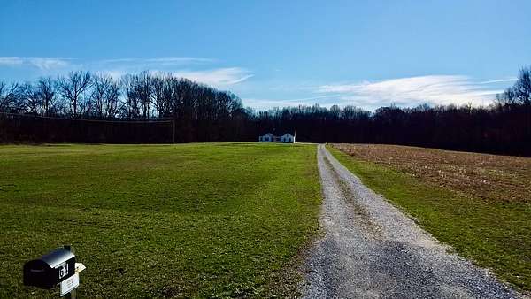 7.6 Acres of Land with Home for Sale in Ardmore, Tennessee