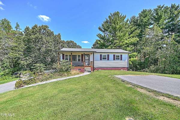 3.3 Acres of Residential Land with Home for Sale in Bristol, Virginia