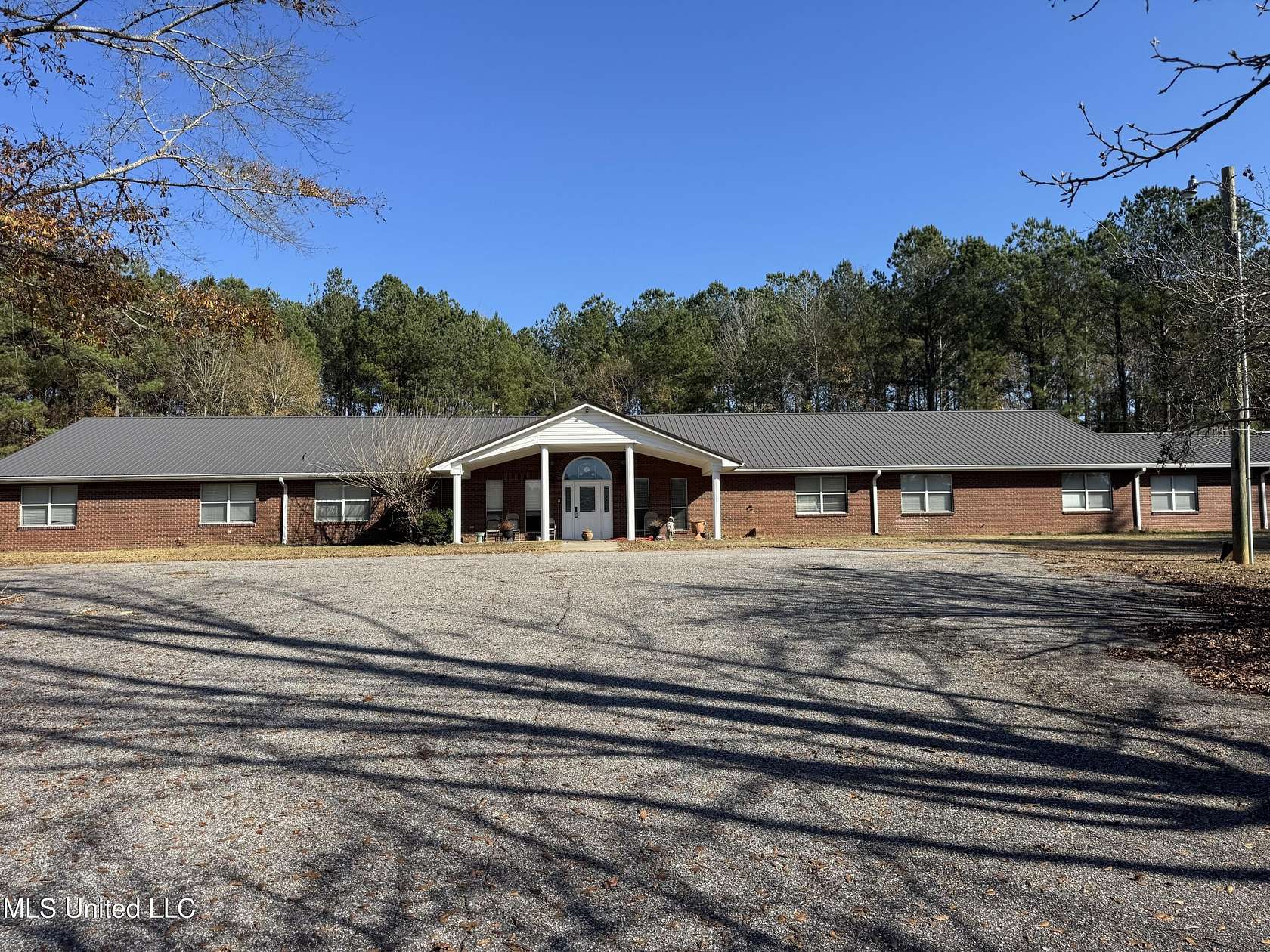 6 Acres of Improved Commercial Land for Lease in Laurel, Mississippi