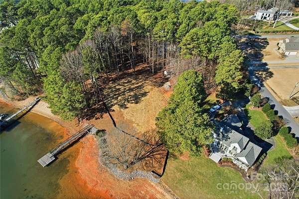 0.95 Acres of Residential Land for Sale in Mooresville, North Carolina