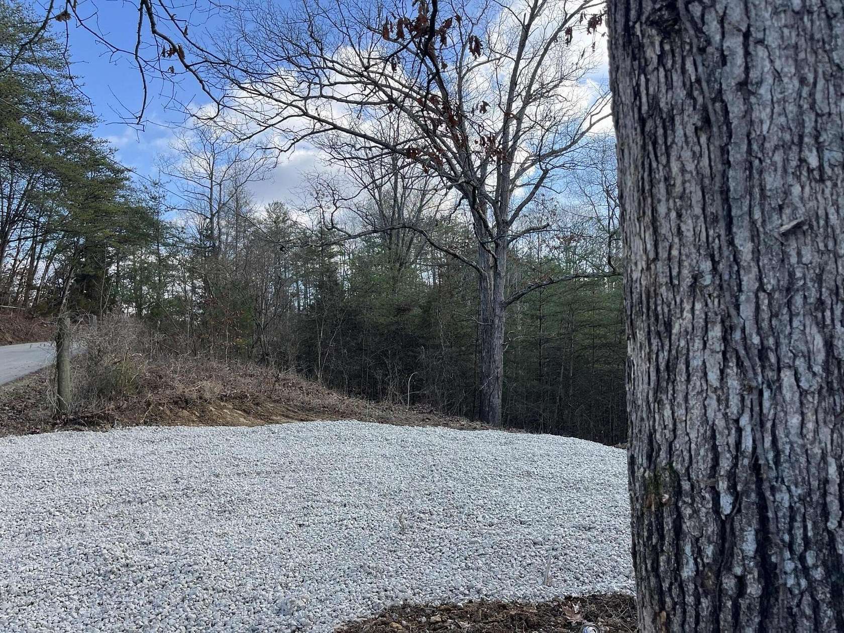 3.22 Acres of Land for Sale in Campton, Kentucky