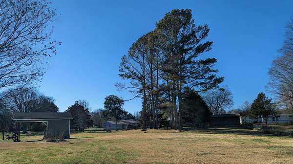 0.55 Acres of Residential Land for Sale in Chickamauga, Georgia
