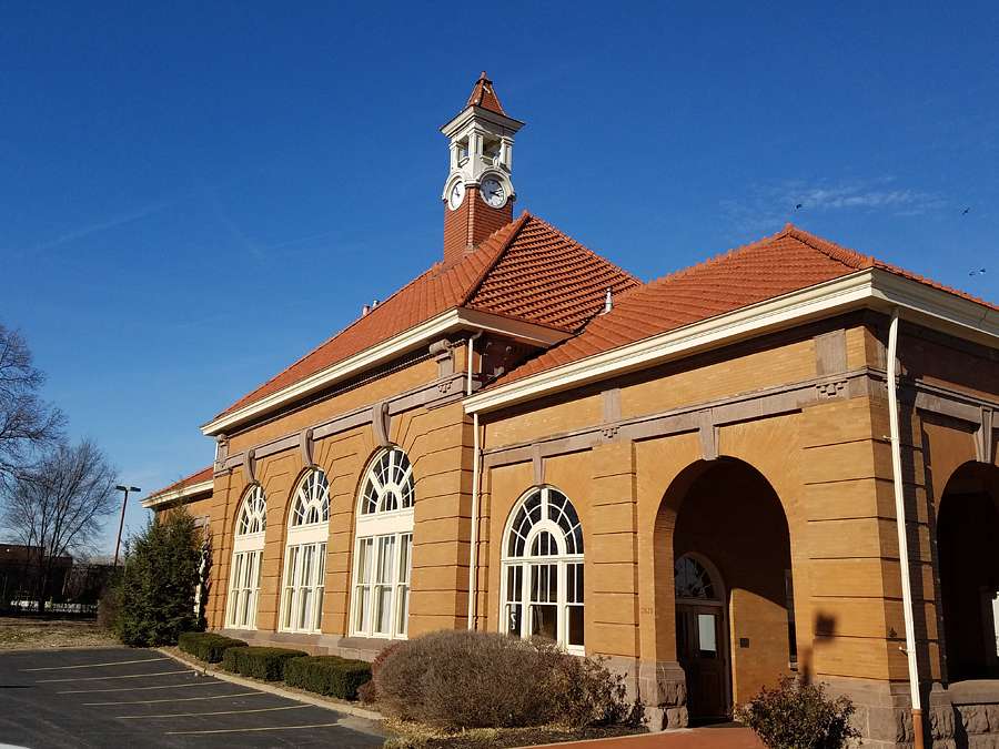 1.66 Acres of Commercial Land for Lease in Rock Island, Illinois