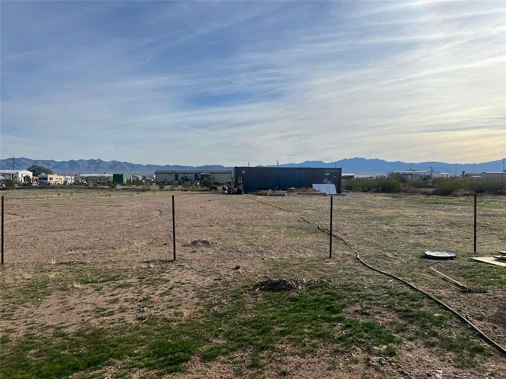 1.17 Acres of Residential Land for Sale in Golden Valley, Arizona