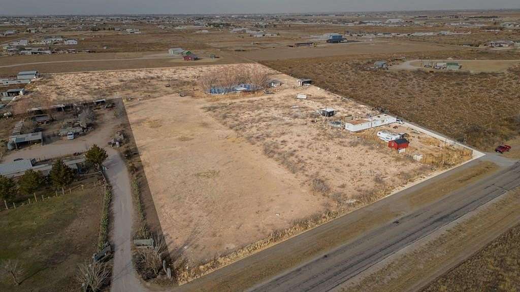 7.68 Acres of Land for Sale in Seminole, Texas