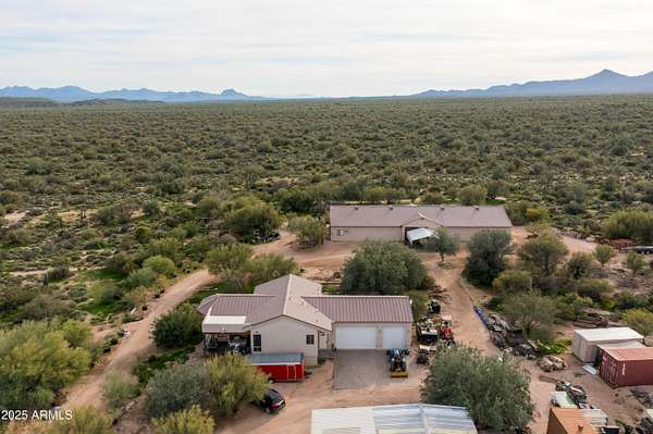 10 Acres of Land with Home for Sale in Scottsdale, Arizona