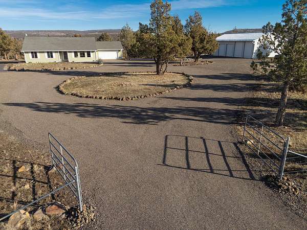 14.4 Acres of Recreational Land with Home for Sale in Prineville, Oregon