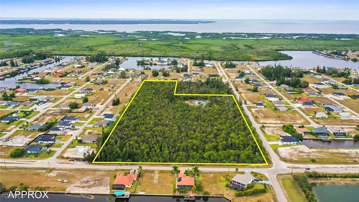 17 Acres of Mixed-Use Land for Sale in Cape Coral, Florida