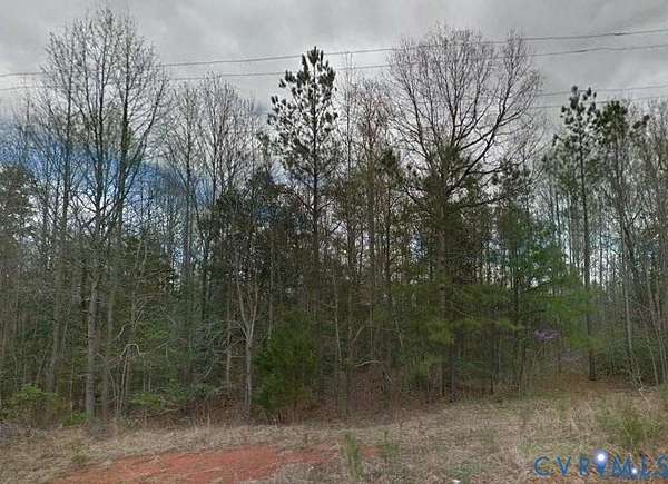 10 Acres of Residential Land with Home for Sale in Montpelier, Virginia