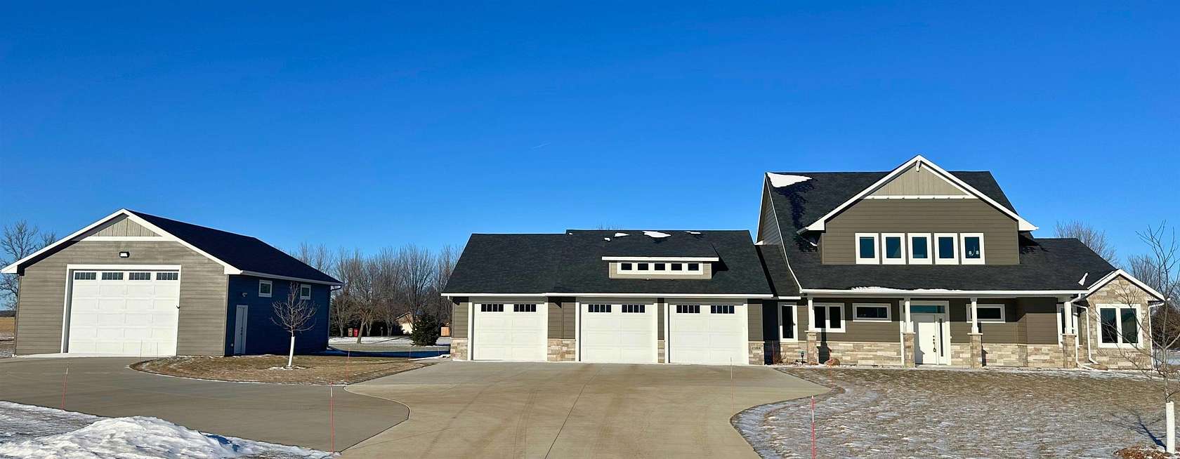 1.9 Acres of Residential Land with Home for Sale in Harrisburg, South Dakota