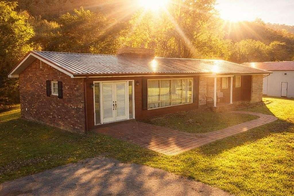 3 Acres of Residential Land with Home for Sale in Pikeville, Kentucky