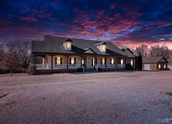 2.8 Acres of Residential Land with Home for Sale in New Market, Alabama