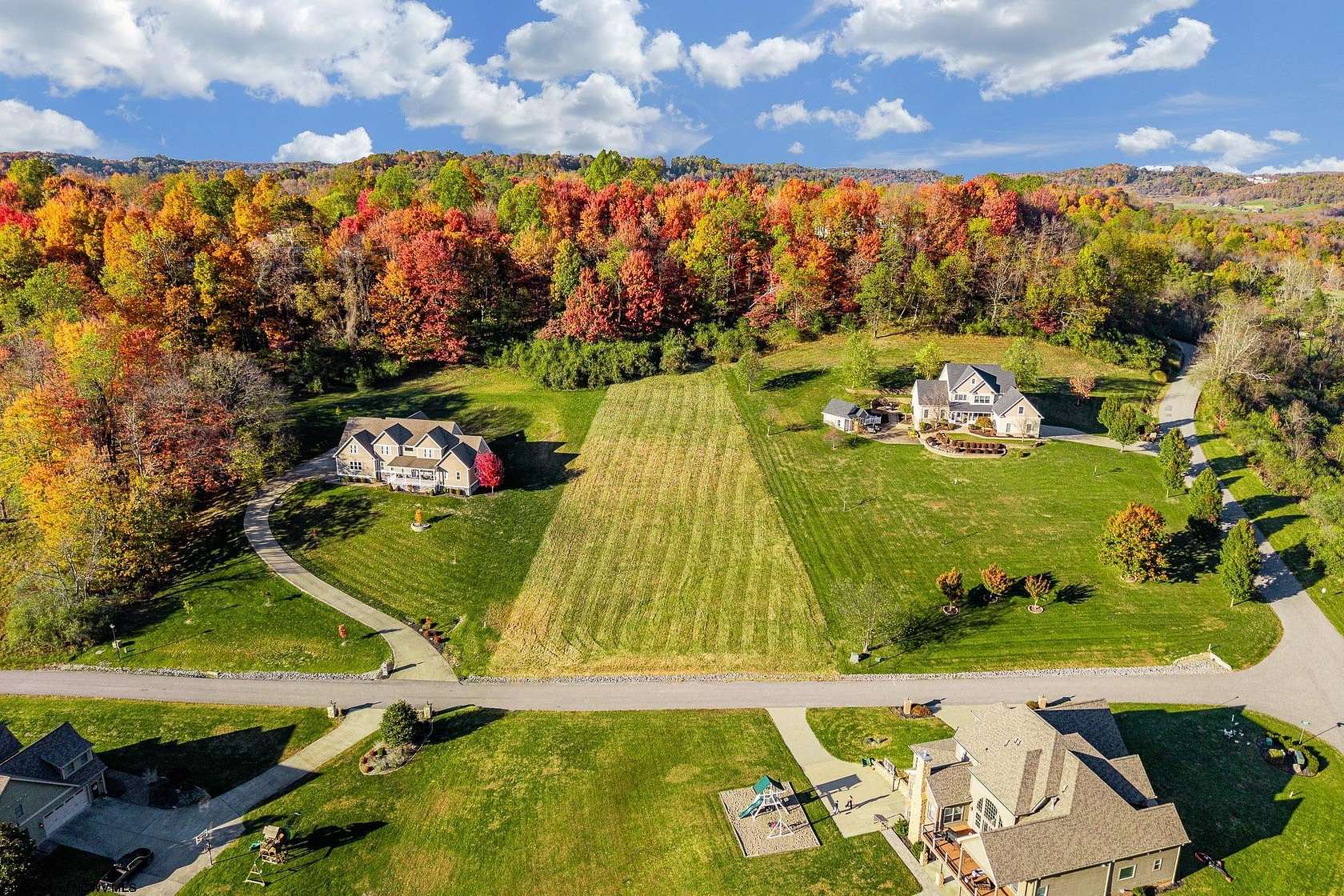 1 Acre of Residential Land for Sale in Morgantown, West Virginia