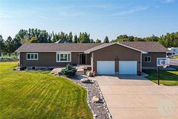 1.52 Acres of Residential Land with Home for Sale in Billings, Montana