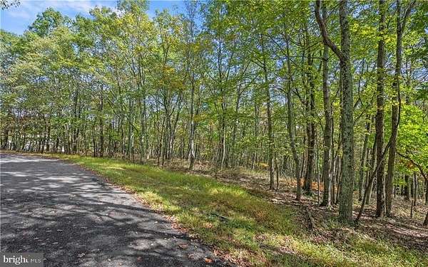 1.23 Acres of Residential Land for Sale in Albrightsville, Pennsylvania