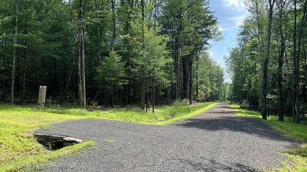 9.9 Acres of Residential Land for Sale in Accord, New York