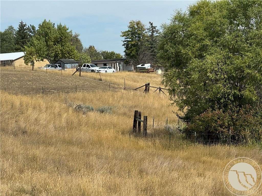 33.6 Acres of Agricultural Land with Home for Sale in Fromberg, Montana