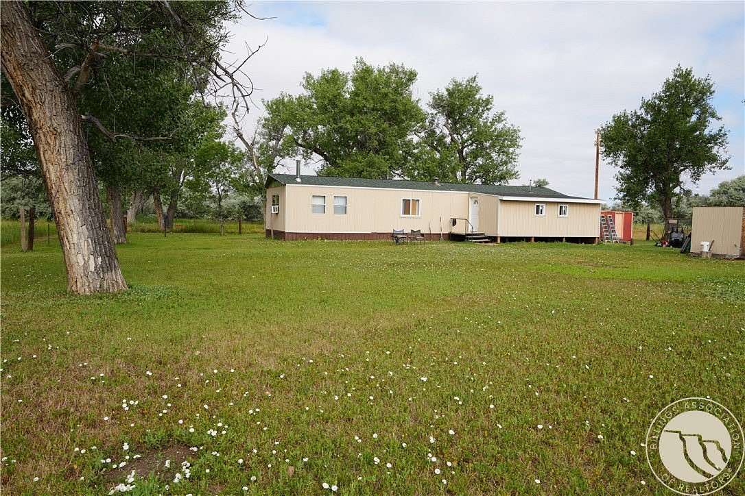 4.31 Acres of Residential Land with Home for Sale in Hardin, Montana