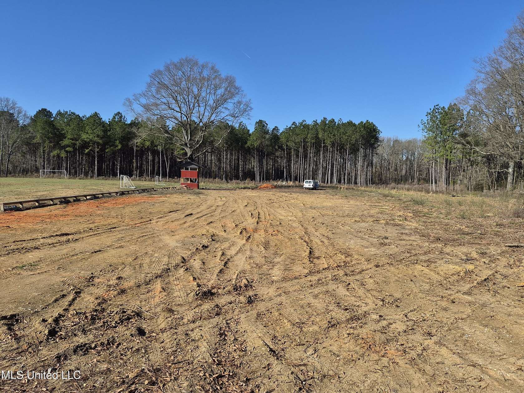 20 Acres of Land for Sale in Forest, Mississippi