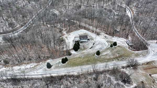 7.24 Acres of Residential Land with Home for Sale in Bernville, Pennsylvania