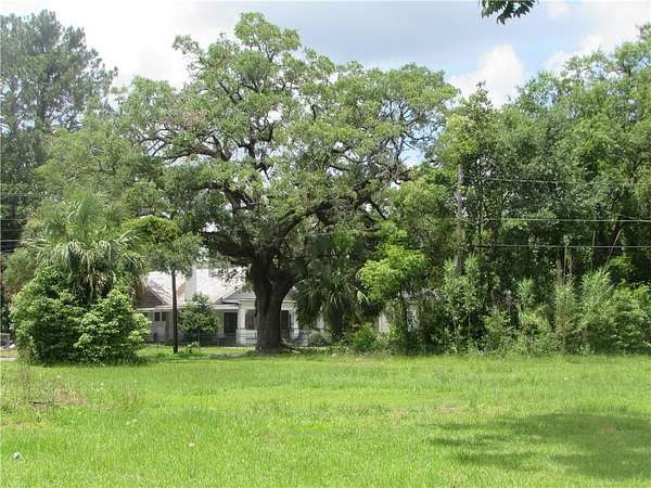 0.57 Acres of Land for Sale in Waycross, Georgia