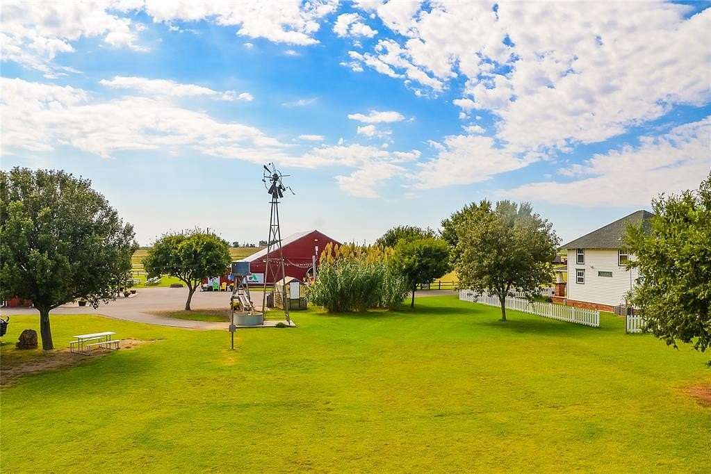 6 Acres of Land for Sale in Hydro, Oklahoma