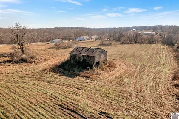 46 Acres of Land for Sale in Hopkinsville, Kentucky