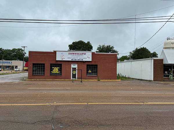 5.84 Acres of Commercial Land for Sale in Greenwood, Mississippi