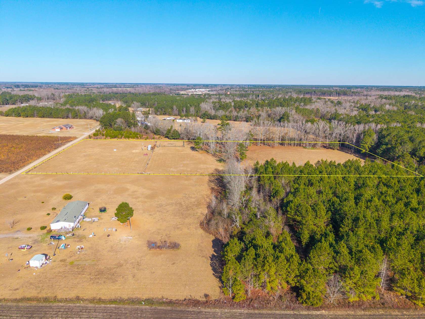 9 Acres of Land for Sale in Summerton, South Carolina