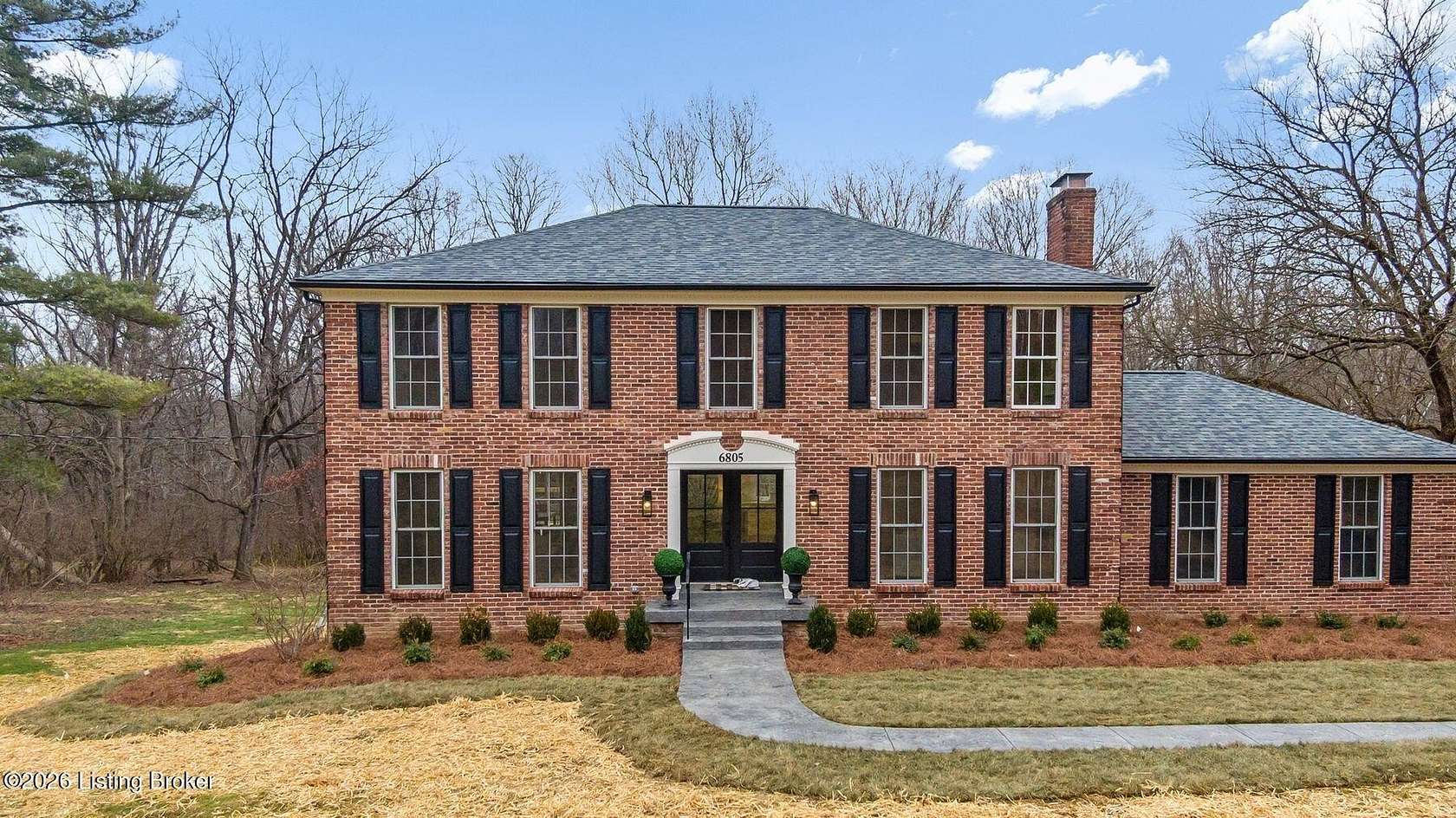 1.59 Acres of Residential Land with Home for Sale in Crestwood, Kentucky