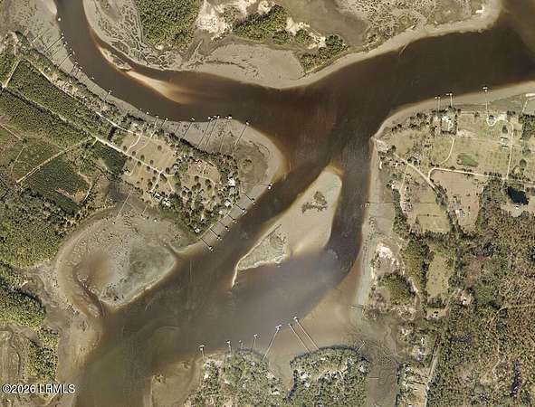 0.94 Acres of Residential Land for Sale in Beaufort, South Carolina