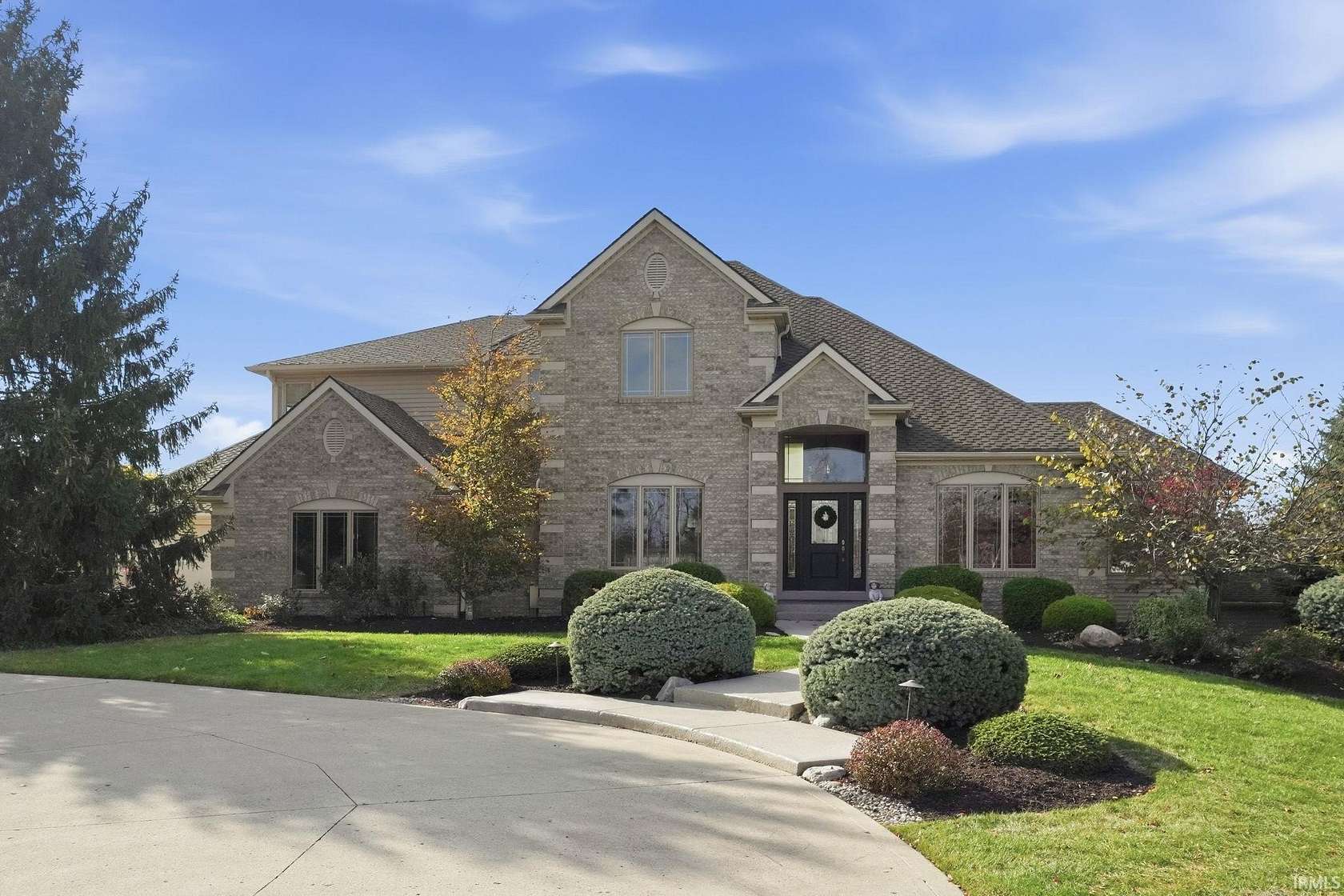 5 Acres of Residential Land with Home for Sale in Fort Wayne, Indiana