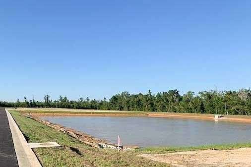 0.3 Acres of Land for Sale in Wewahitchka, Florida