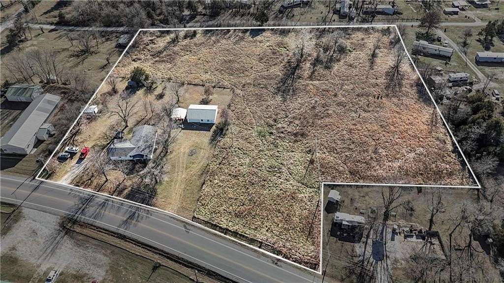 6.3 Acres of Improved Mixed-Use Land for Sale in Seligman, Missouri