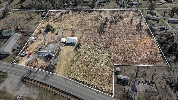 6.3 Acres of Improved Mixed-Use Land for Sale in Seligman, Missouri