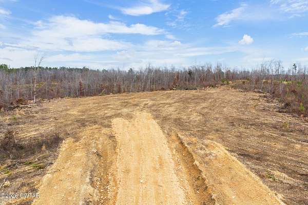 340 Acres of Land for Sale in Holladay, Tennessee