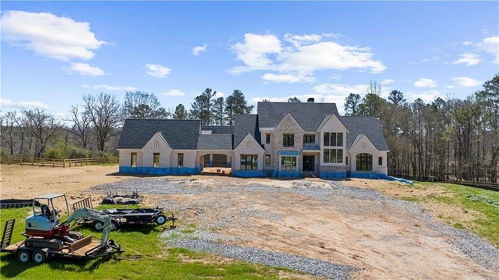 5.6 Acres of Land with Home for Sale in Alpharetta, Georgia
