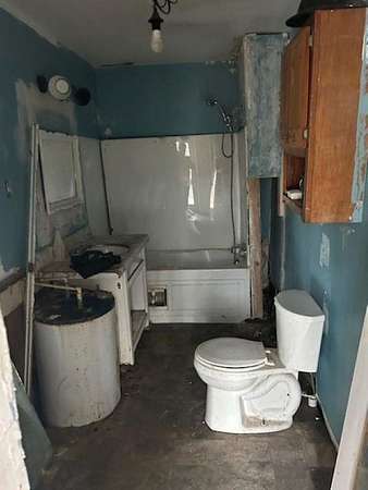 2.3 Acres of Residential Land with Home for Sale in Florence, Alabama