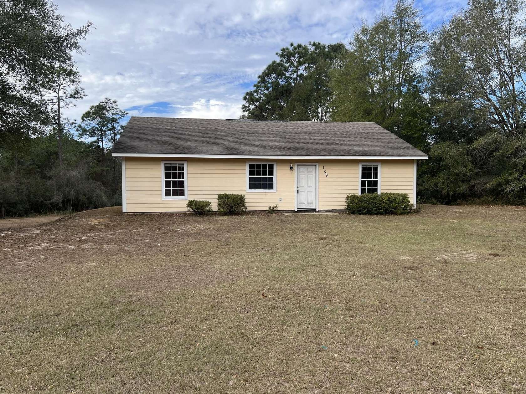 5.33 Acres of Residential Land with Home for Sale in DeFuniak Springs, Florida