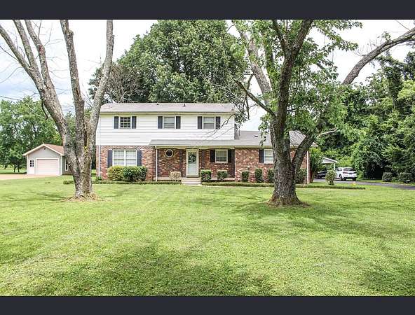 1.5 Acres of Improved Mixed-Use Land for Lease in Murfreesboro, Tennessee