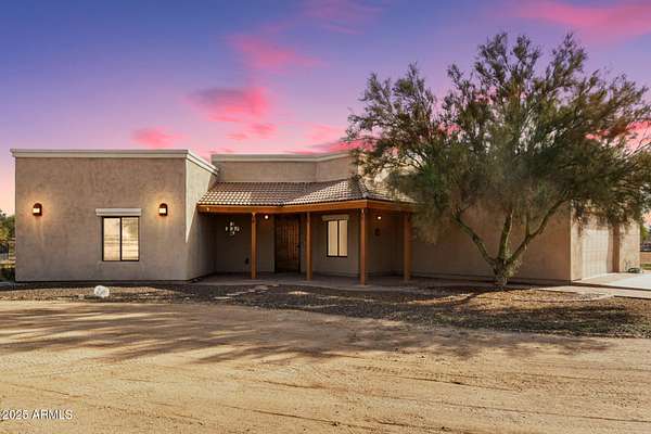 3.1 Acres of Residential Land with Home for Sale in Marana, Arizona