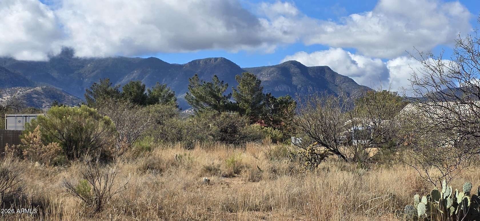 1 Acre of Land for Sale in Sierra Vista, Arizona