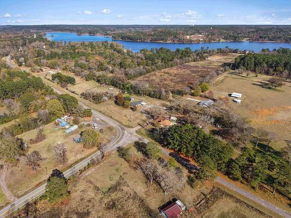 0.5 Acres of Residential Land for Sale in Daingerfield, Texas