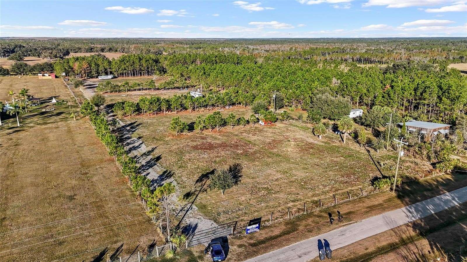 5 Acres of Residential Land for Sale in Lithia, Florida