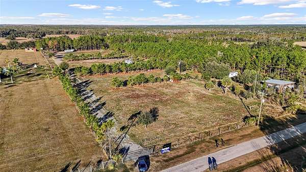 5 Acres of Residential Land for Sale in Lithia, Florida