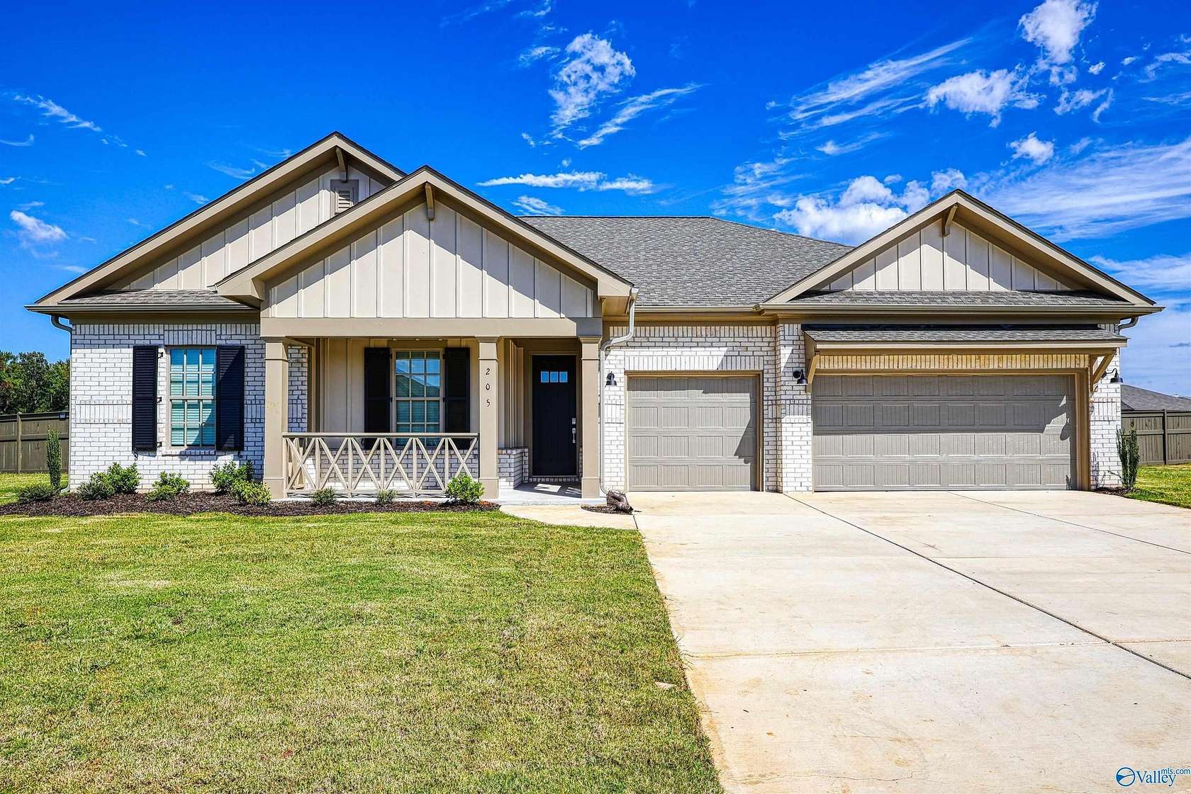 25 Acres of Land with Home for Lease in Madison, Alabama