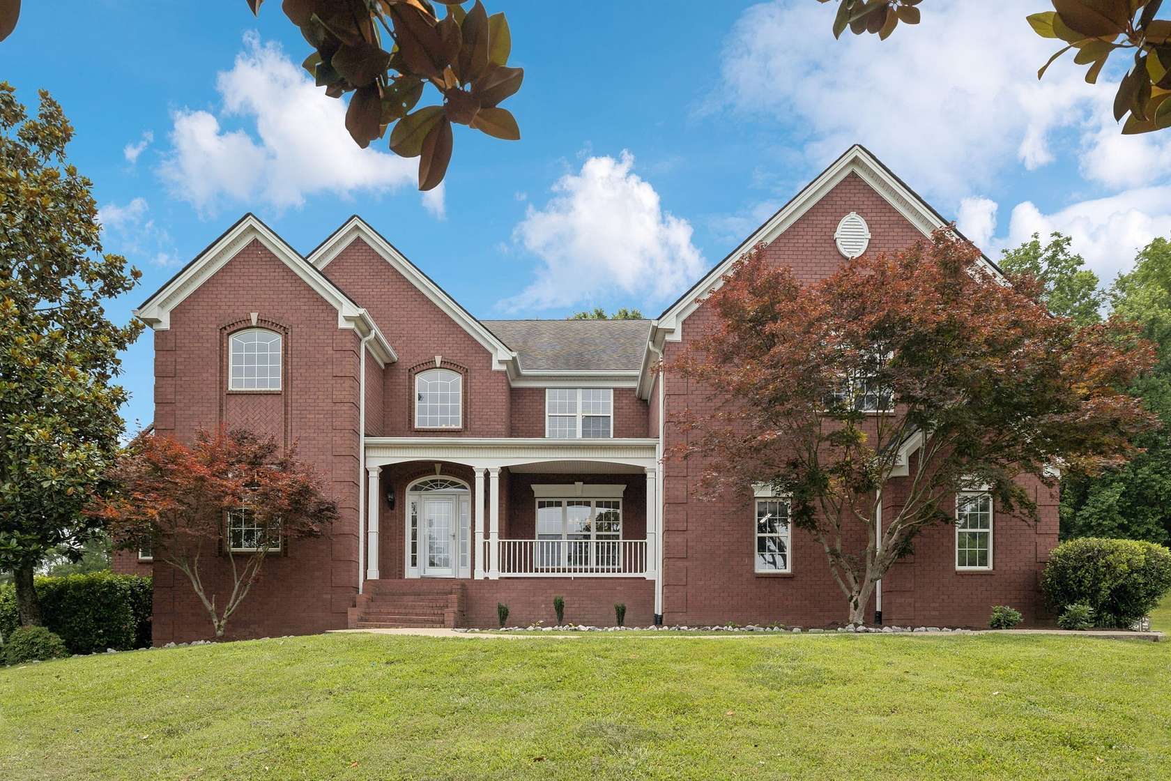 7.5 Acres of Residential Land with Home for Lease in Lebanon, Tennessee