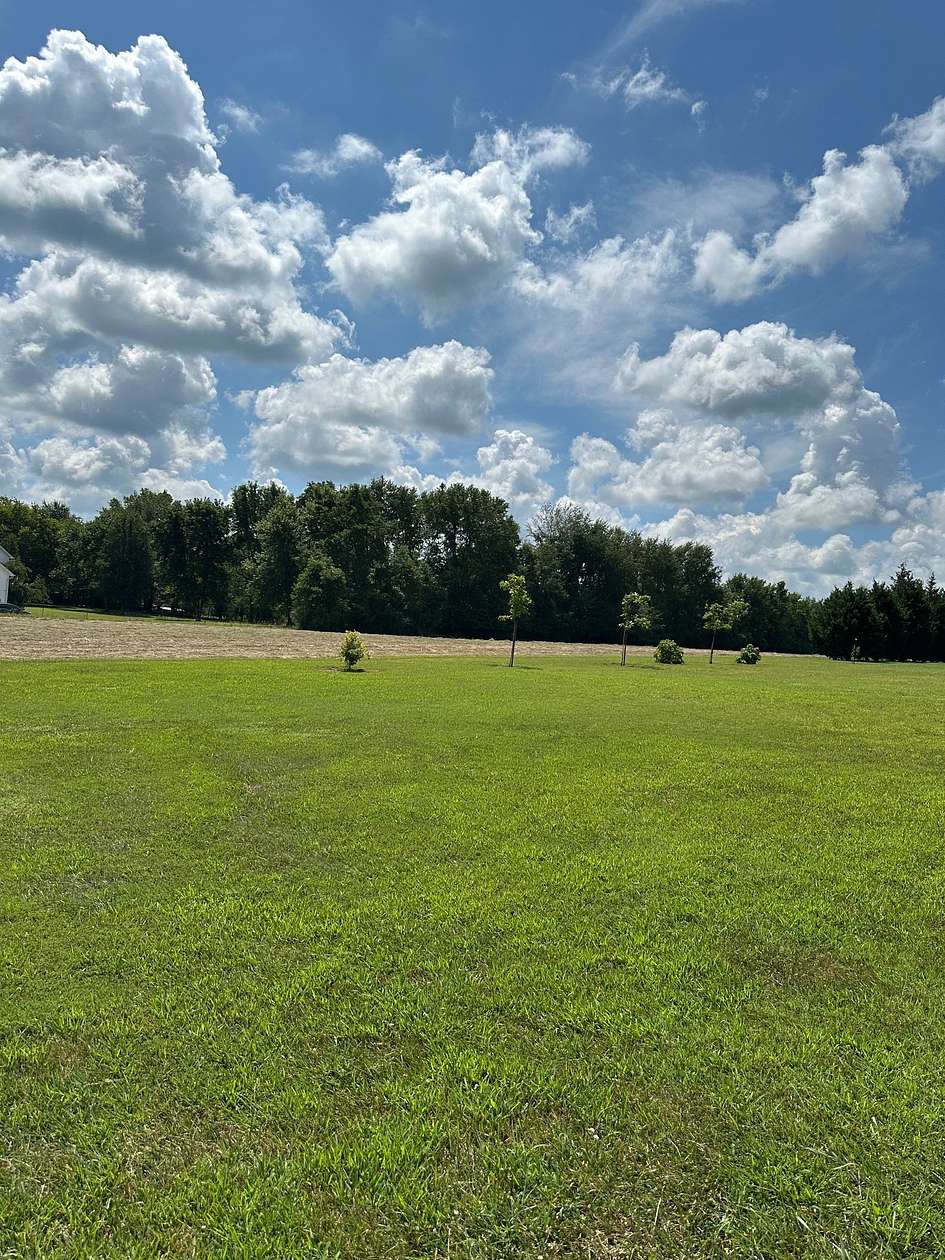 3.66 Acres of Residential Land for Sale in Columbia, Tennessee