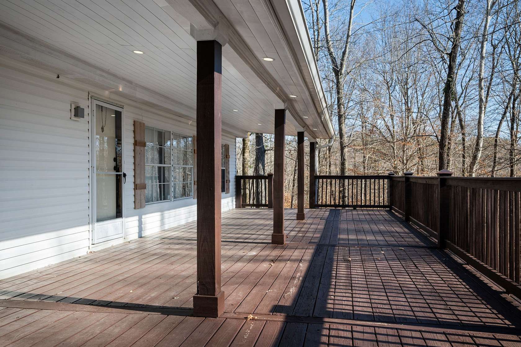 5 Acres of Residential Land with Home for Sale in Ashland City, Tennessee