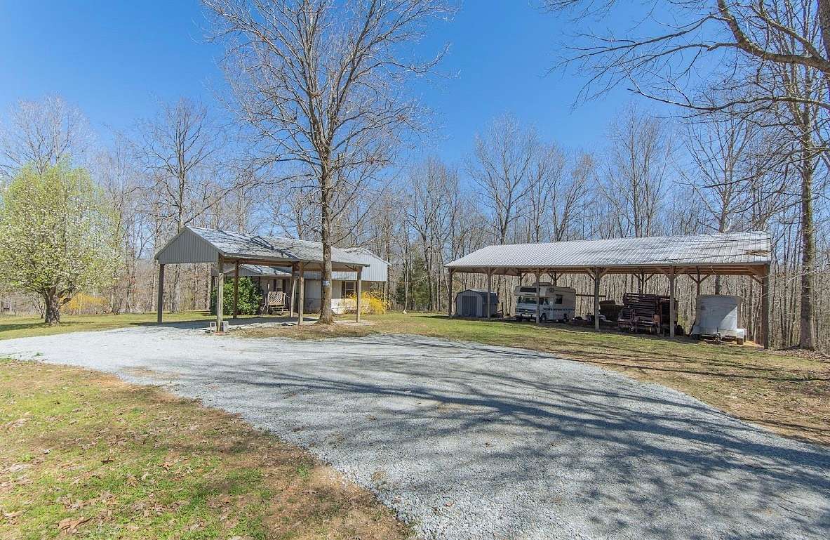 23 Acres of Land with Home for Sale in Waynesboro, Tennessee